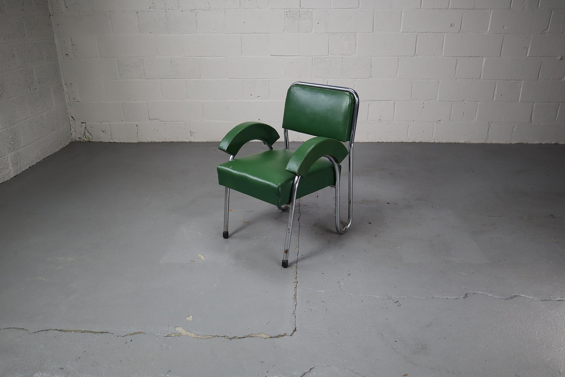 Bauhaus tubular cantilever chair, 1930s