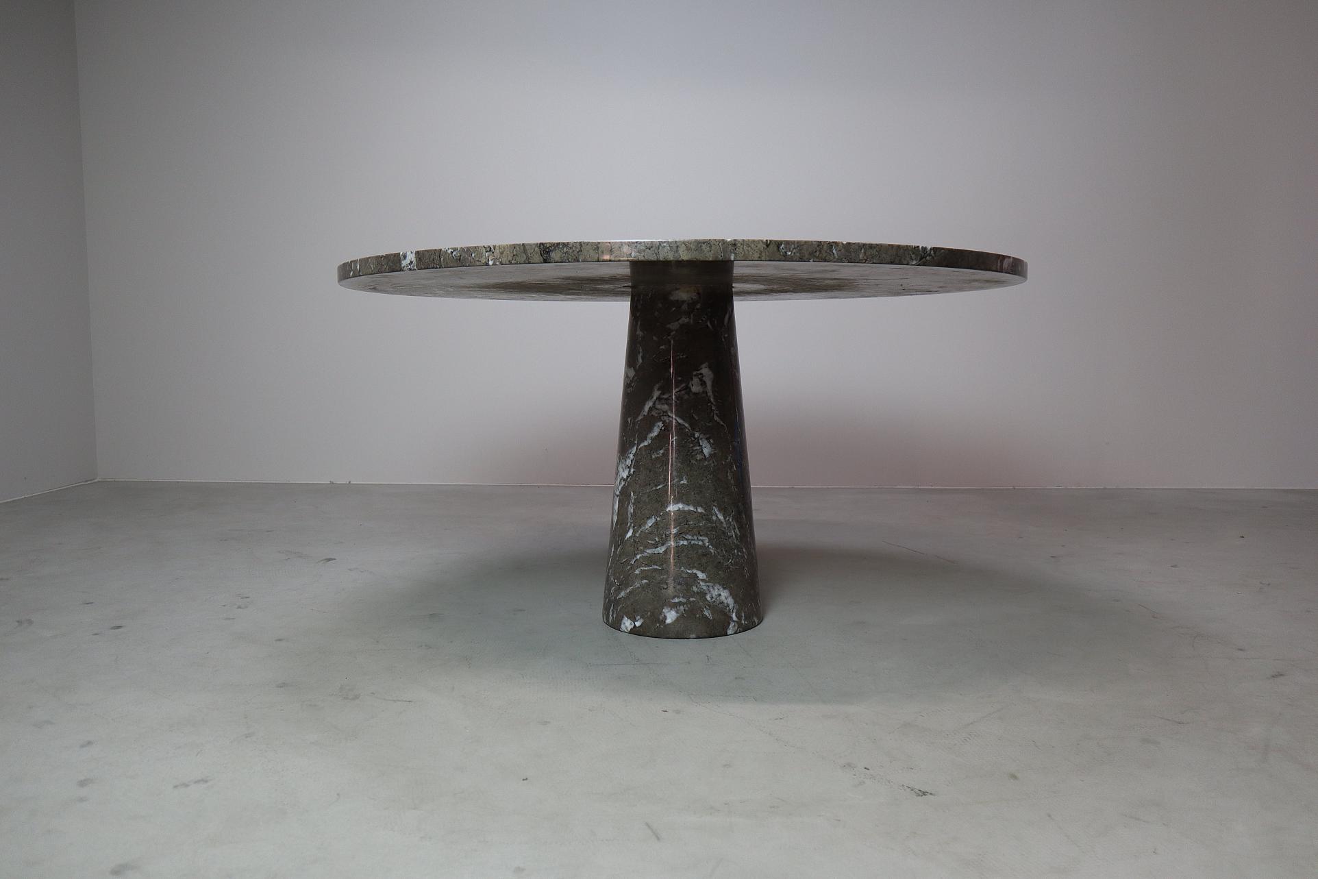   Eros dining table – Angelo Mangiarotti