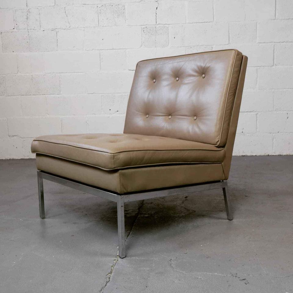 Florence Knoll lounge chair