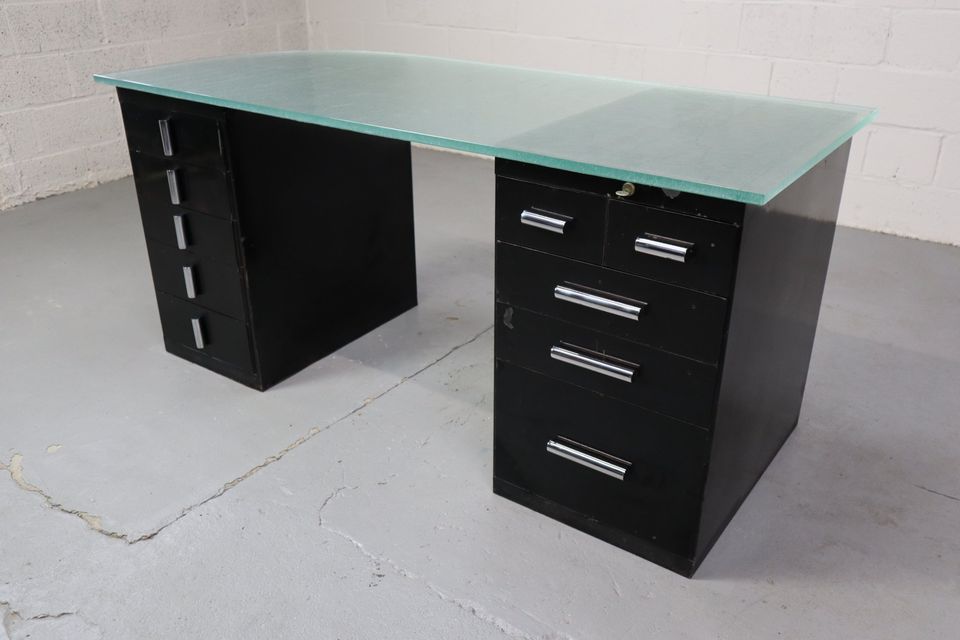 1930s modernist desk in lacquered metal